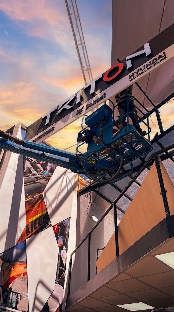 Locales Comerciales @angularstudio